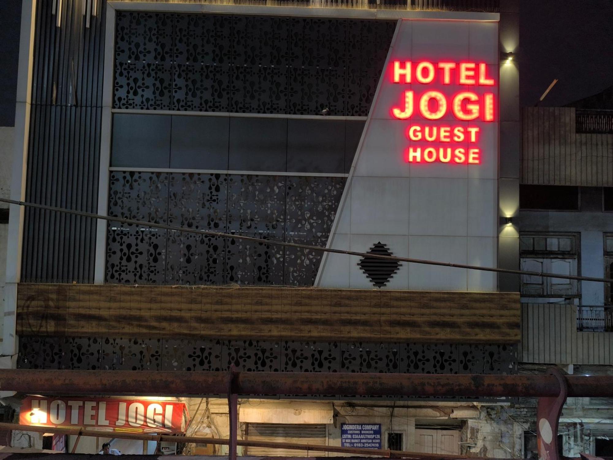 Hotel Jogi Guest House Welcome All Families, Friends, Groups, Couples, Singles Fully Airconditioner, Attach Washrooms, Lift, Wifi, 24 Hours Room Service, Power Backup Amritsar Esterno foto